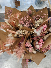 Load image into Gallery viewer, DRIED FLOWER BOUQUET - EVERLASTING BOUQUET

