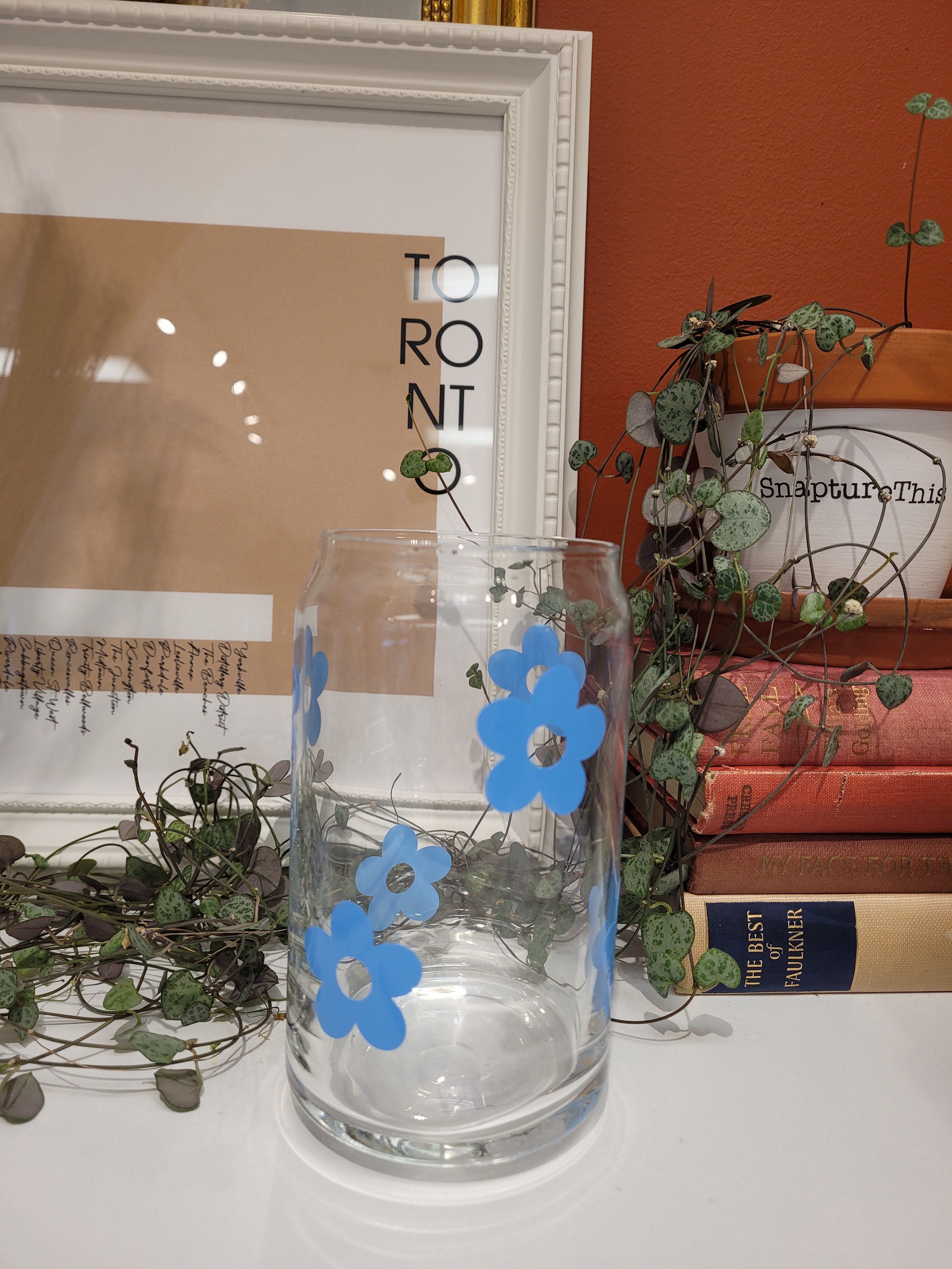 Bright Blue Daisy Cup